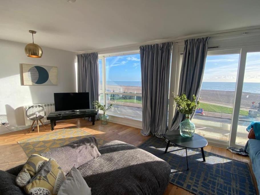 Central Sea View Maisonette Хейстингс Екстериор снимка